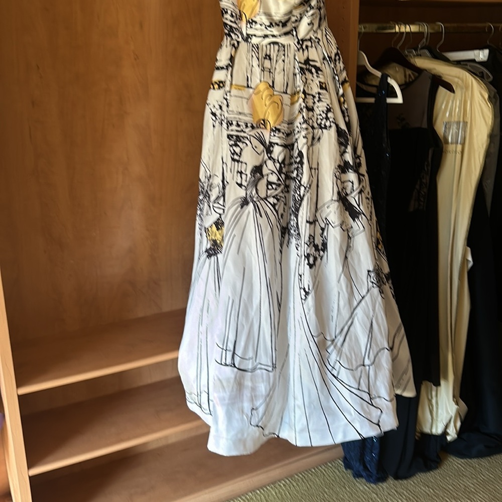 Mac Duggal gown - Picture 11 of 14